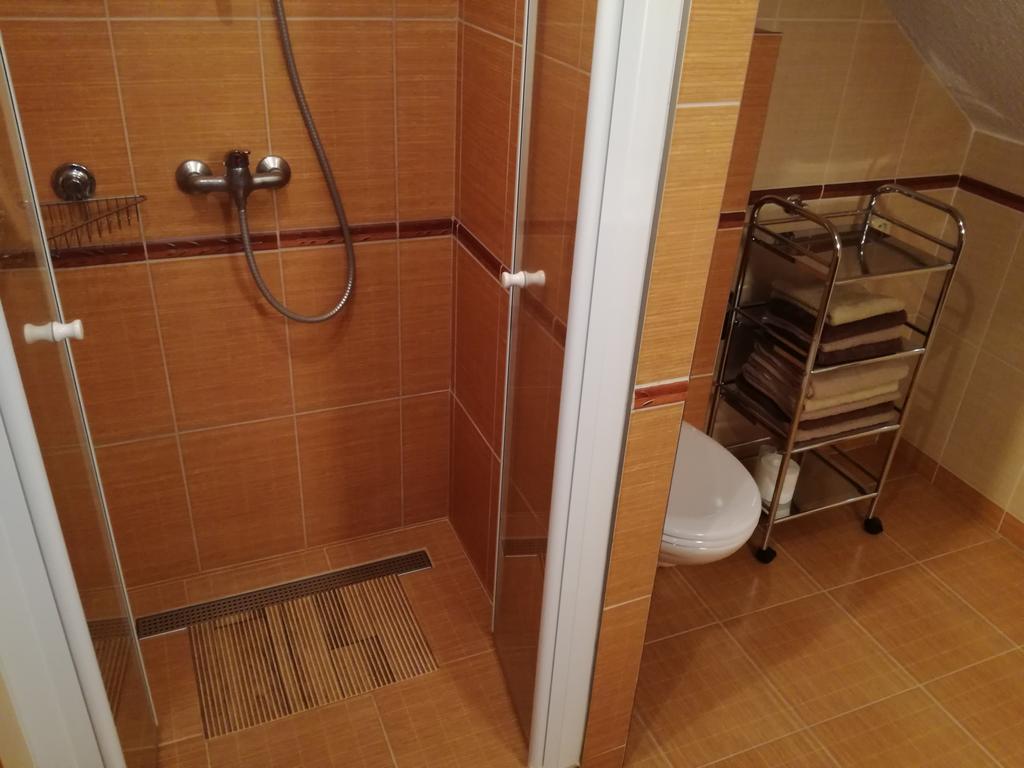 Apartman U Kovaru Kasperske Hory Dış mekan fotoğraf