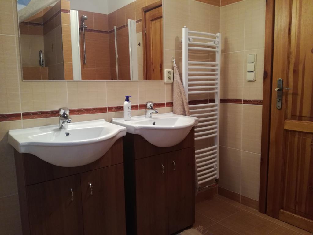 Apartman U Kovaru Kasperske Hory Dış mekan fotoğraf